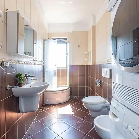 Charm 7, 3br W Super Sea View Apartament *