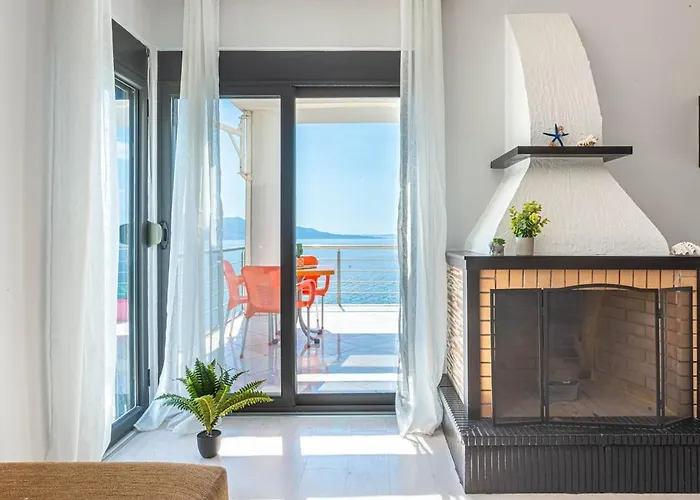 Апартаменты Charm 7, 3br W Super Sea View Саранда