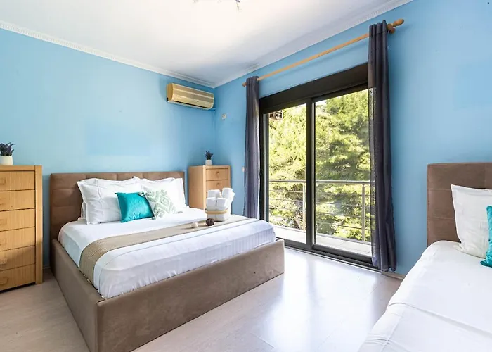 Charm 7, 3br W Super Sea View *